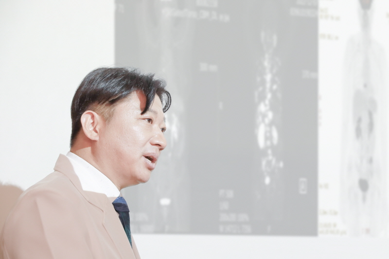 저도 암 환자 보호자였습니다.